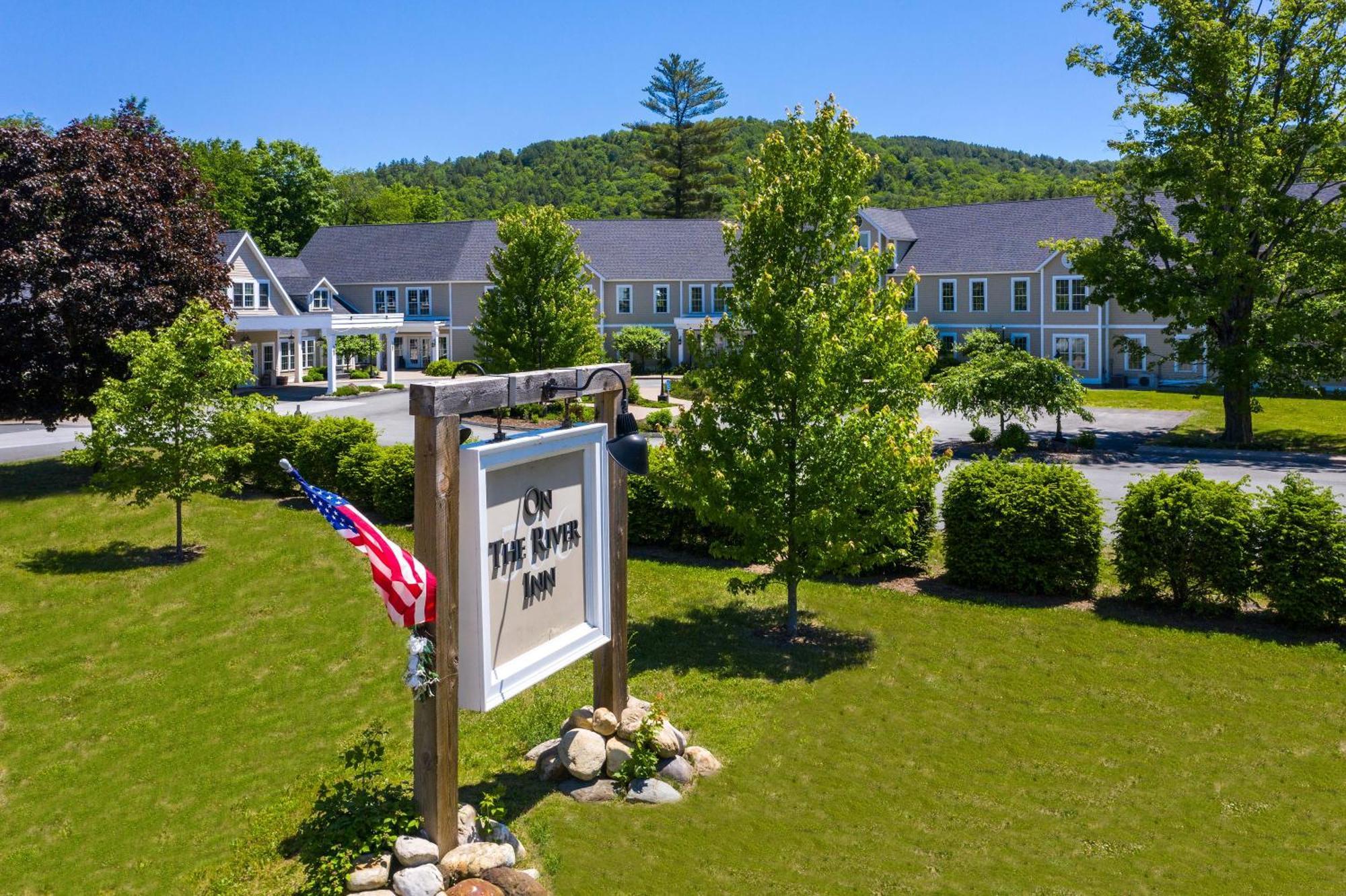On The River Inn Woodstock Exterior photo
